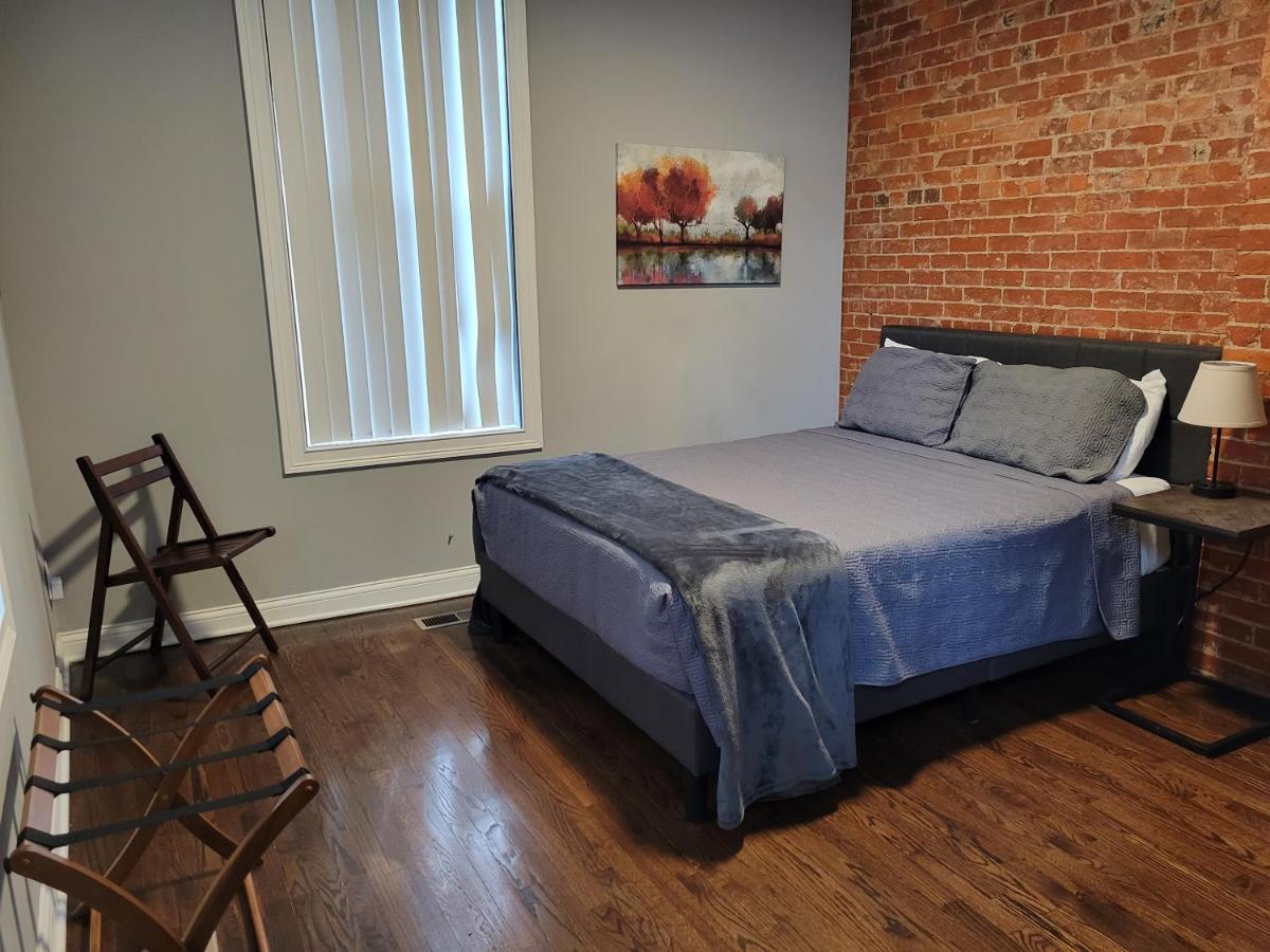 Spacious Industrial Split Level With A Balcony Cincinnati Ngoại thất bức ảnh